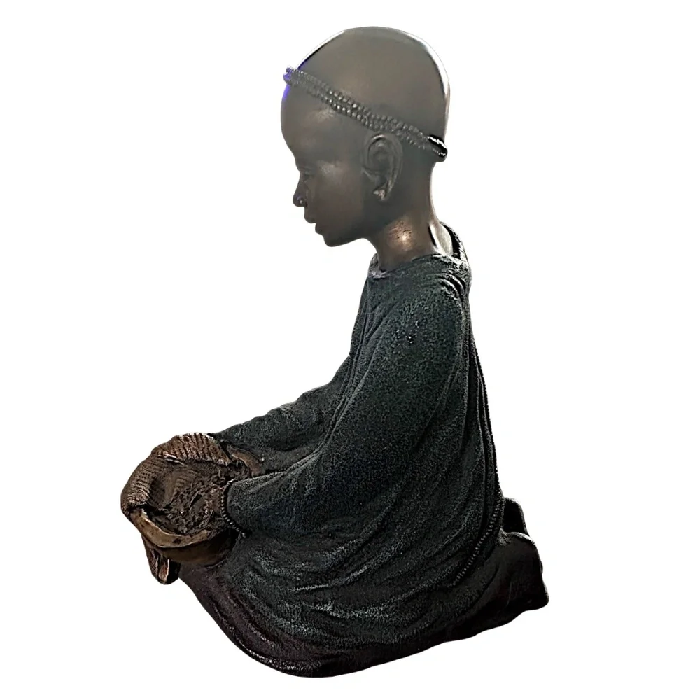 Maasai Soul Journeys Bahiya Beautiful One Resin Figurine Statue 6”x5.5” Decor